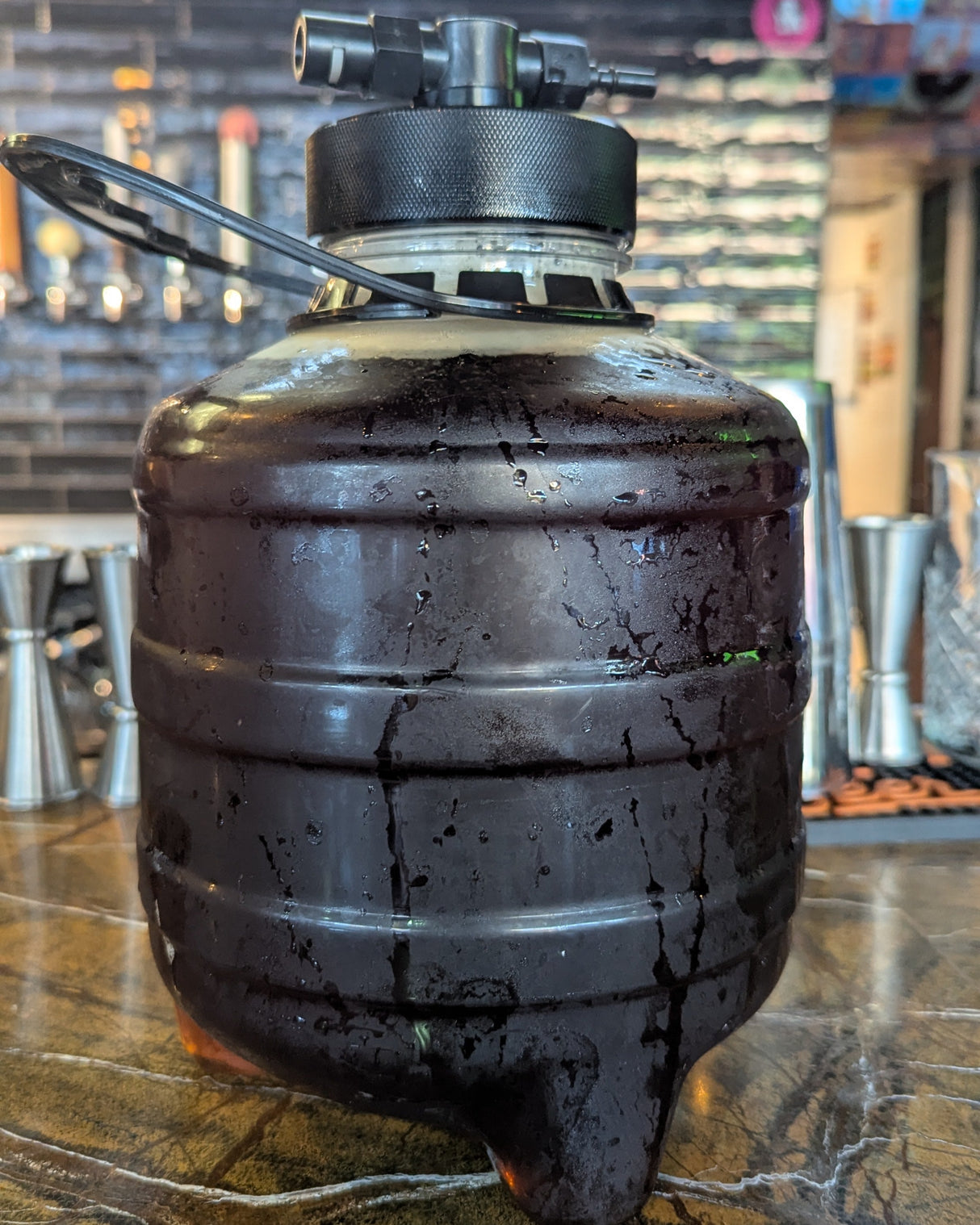 Línea 1 Recarga | Amber Ale | Alameda Beer Co.